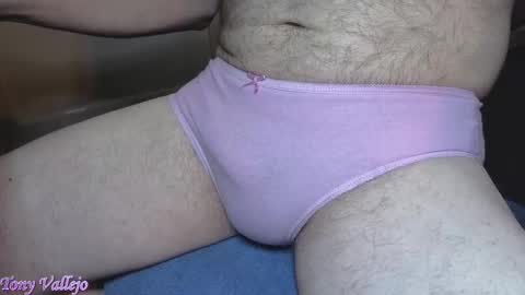 Snapshot of tony_vallejo chatting on 10/13/25, 07:41 Tony V online show from 10/13/25, 07:41