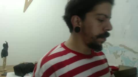 Snapshot of tonydalle chatting on 11/15/25, 01:03 TonyDaven online show from 11/15/25, 01:03