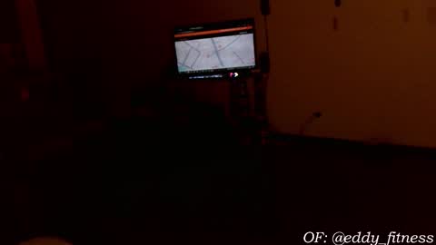 Snapshot of tonylatinsex chatting on 10/31/25, 10:05 Tonylatinsex online show from 10/31/25, 10:05