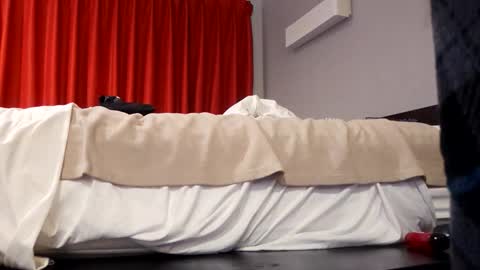 Snapshot of tonymytoto chatting on 11/19/25, 12:43 tonymytoto online show from 11/19/25, 12:43