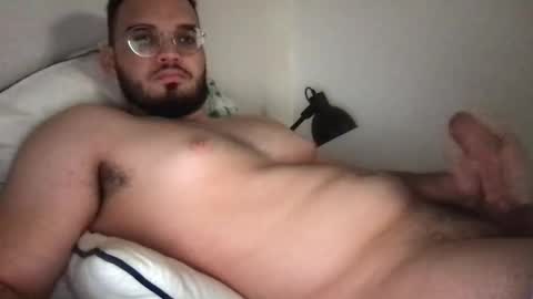 Snapshot of tonyrizzz706277 chatting on 01/15/25, 11:10 tonyrizzz706277 online show from 01/15/25, 11:10