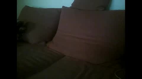 Snapshot of tonystrawberry chatting on 01/18/25, 02:14 tonystrawberry online show from 01/18/25, 02:14