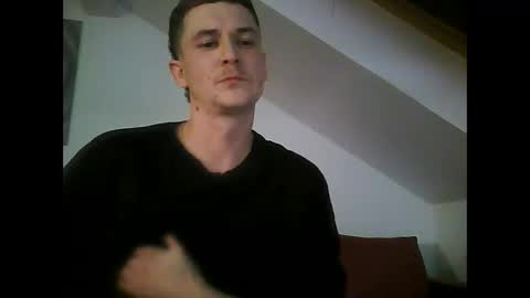 Snapshot of tonystrawberry chatting on 12/22/25, 10:29 tonystrawberry online show from 12/22/25, 10:29