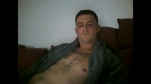 Snapshot of tonystrawberry chatting on 02/10/26, 07:40 tonystrawberry online show from 02/10/26, 07:40