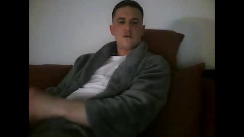 Snapshot of tonystrawberry chatting on 02/26/26, 08:08 tonystrawberry online show from 02/26/26, 08:08