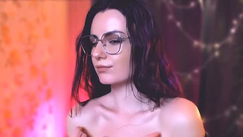 Elizabeth online show from 01/07/25, 09:46