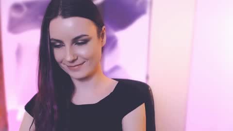 Elizabeth online show from 01/23/25, 05:10