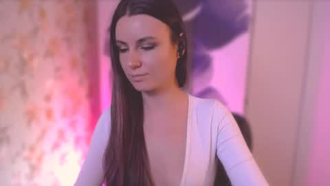 Elizabeth online show from 03/04/25, 11:29