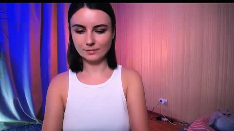 Elizabeth online show from 12/18/25, 04:02