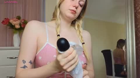 Hey hey Im Megan Pvt open. Im very glad to see you here online show from 03/12/25, 03:02