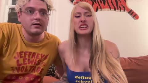 Snapshot of toobna2 chatting on 09/20/25, 02:56 toobna2 online show from 09/20/25, 02:56