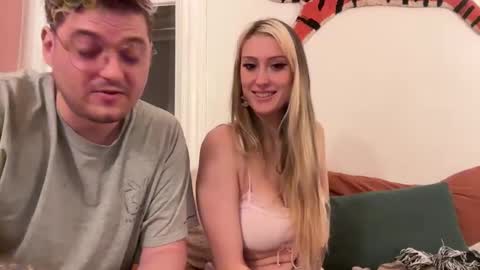 toobna2 online show from 11/22/25, 04:44