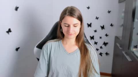 Snapshot of tooboringgirl chatting on 09/23/25, 02:31 Alisson online show from 09/23/25, 02:31