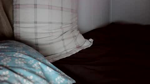 Snapshot of toocloudy chatting on 02/18/26, 03:46 toocloudy online show from 02/18/26, 03:46