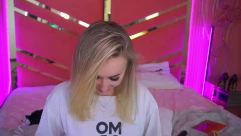 top_grace online show from 03/02/25, 04:39