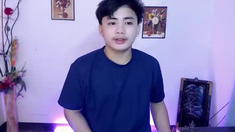 Snapshot of top_lover69 chatting on 09/10/25, 10:48 top_lover69 online show from 09/10/25, 10:48