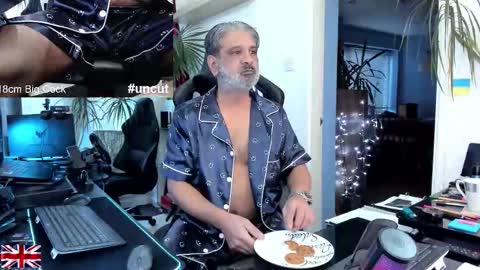 topalphaboss online show from 12/02/25, 07:57