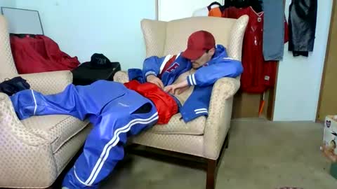 SagMeOreduceMe online show from 11/07/25, 05:13