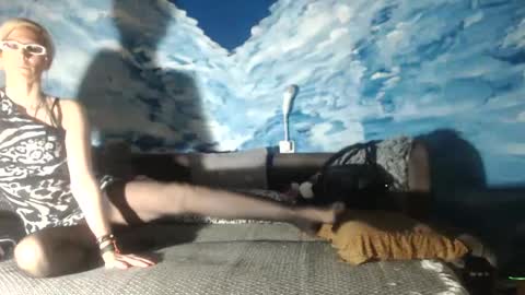 Tara J online show from 01/28/25, 07:00