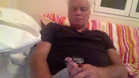 topsurgeon2025 online show from 10/21/25, 08:53