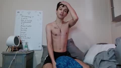 Snapshot of topzaddy chatting on 12/06/24, 05:00 TopZaddy online show from 12/06/24, 05:00