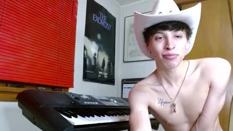 Snapshot of topzaddy chatting on 12/10/24, 03:41 TopZaddy online show from 12/10/24, 03:41