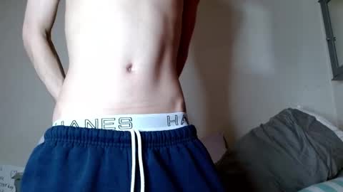 Snapshot of topzaddy chatting on 01/08/25, 04:23 TopZaddy online show from 01/08/25, 04:23