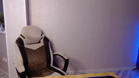 Glebaty online show from 02/23/25, 09:11