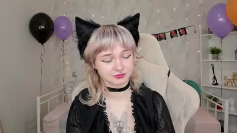 Tori online show from 10/23/25, 02:00