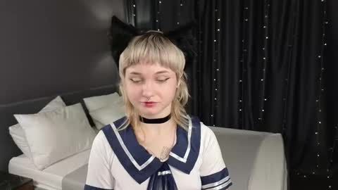 Tori online show from 11/12/25, 12:22