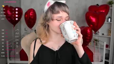 Tori online show from 02/12/26, 12:05