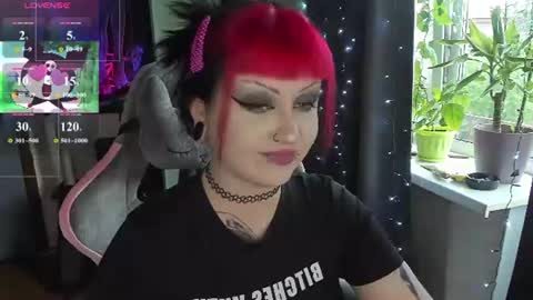 Snapshot of toriayun0 chatting on 06/15/26, 03:36 your personal gothic girl check it online show from 06/15/26, 03:36