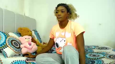 tory_montannaxx online show from 06/29/26, 08:53