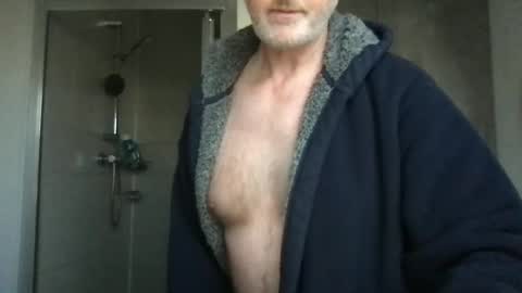 Snapshot of total2020 chatting on 03/03/25, 08:27 Archibald Leach online show from 03/03/25, 08:27