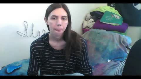 Luna online show from 04/05/26, 07:11