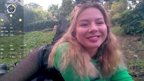 Madam Viktoria   Vacation in Portugal  2811 - 0412 online show from 09/18/25, 11:34