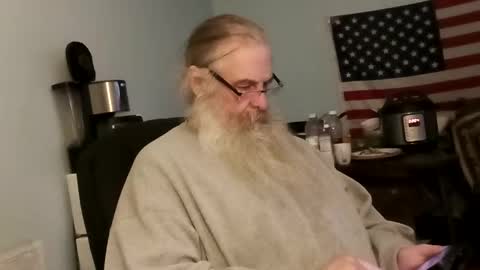 Snapshot of totallyawesome_65 chatting on 11/26/25, 05:52 totallyawesome_65 online show from 11/26/25, 05:52