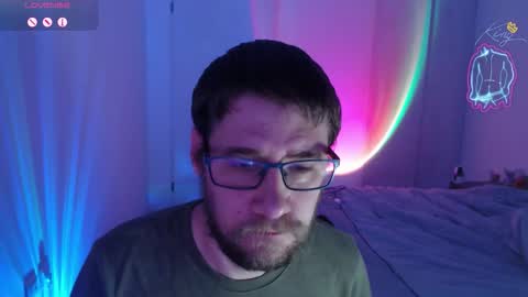 Snapshot of totoclown chatting on 12/21/25, 05:36 Thomas online show from 12/21/25, 05:36