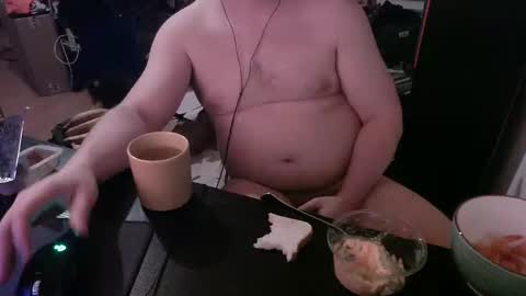 Snapshot of totox1989 chatting on 12/29/24, 10:47 Totox online show from 12/29/24, 10:47