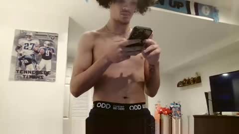 Snapshot of totxxx335 chatting on 02/25/26, 07:12 totxxx335 online show from 02/25/26, 07:12