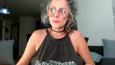 TotyPink online show from 12/03/24, 07:00