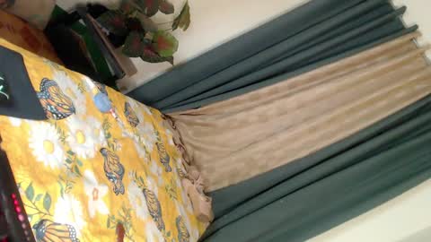 Snapshot of touch_my_body_daddy chatting on 03/09/25, 08:18 touch_my_body_daddy online show from 03/09/25, 08:18