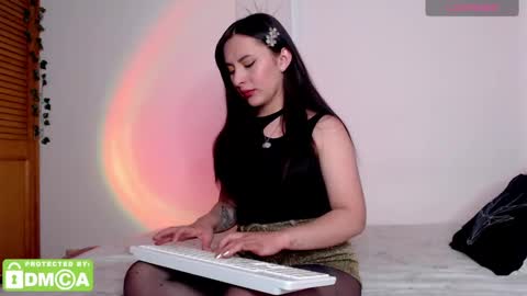 Snapshot of tough_love__ chatting on 12/11/24, 03:47 Miss Camille online show from 12/11/24, 03:47