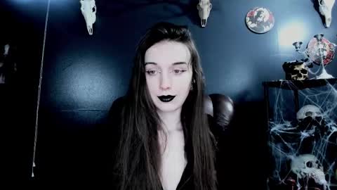 toxicdomme online show from 12/22/25, 07:22