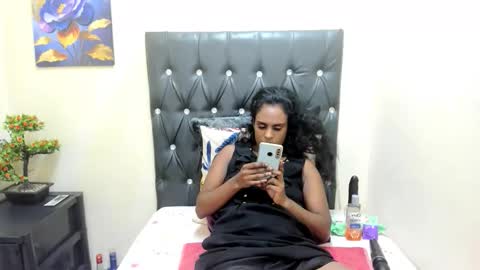 Snapshot of toxicfantasy4u chatting on 10/31/25, 05:36 toxicfantasy4u online show from 10/31/25, 05:36