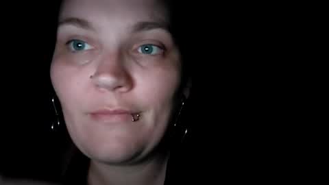 Snapshot of toxiclilly chatting on 05/08/26, 04:40 Lilly Miss Mistress Goddess Maam Queen Boss online show from 05/08/26, 04:40