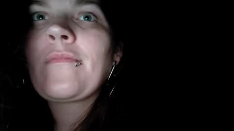 Snapshot of toxiclilly chatting on 05/15/26, 08:10 Lilly Miss Mistress Goddess Maam Queen Boss online show from 05/15/26, 08:10