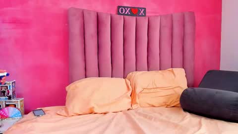 toxiclove01 online show from 12/20/25, 07:21