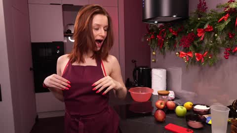 Bella online show from 12/30/24, 11:04