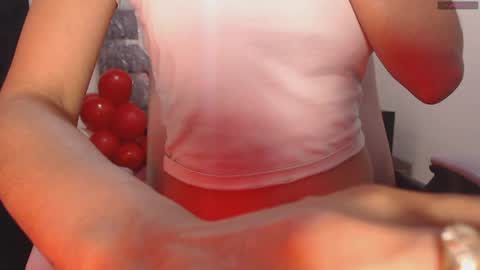 Snapshot of toxxxic_cams chatting on 05/28/26, 09:17 toxca69 online show from 05/28/26, 09:17